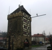 Der Schelztor Turm - unul dintre turnurile de apărare ale așezării care a supraviețuit timpului și, totodată, unul din simbolurile orașului